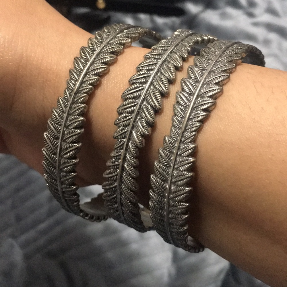 Silver bangles - Picture 3 of 5